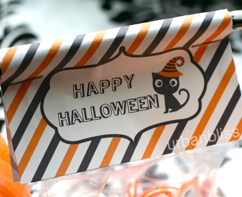 Halloween2012_favorBagLabels01 Halloween Favor Bag Labels Free Printable by Urban Bliss