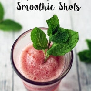 Boozy Berry Smoothie Shots recipe on UrbanBlissLife.com