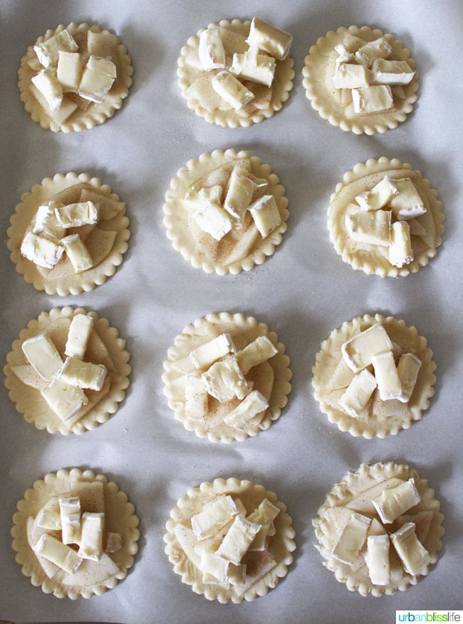 brie and sliced pears in puff pastry