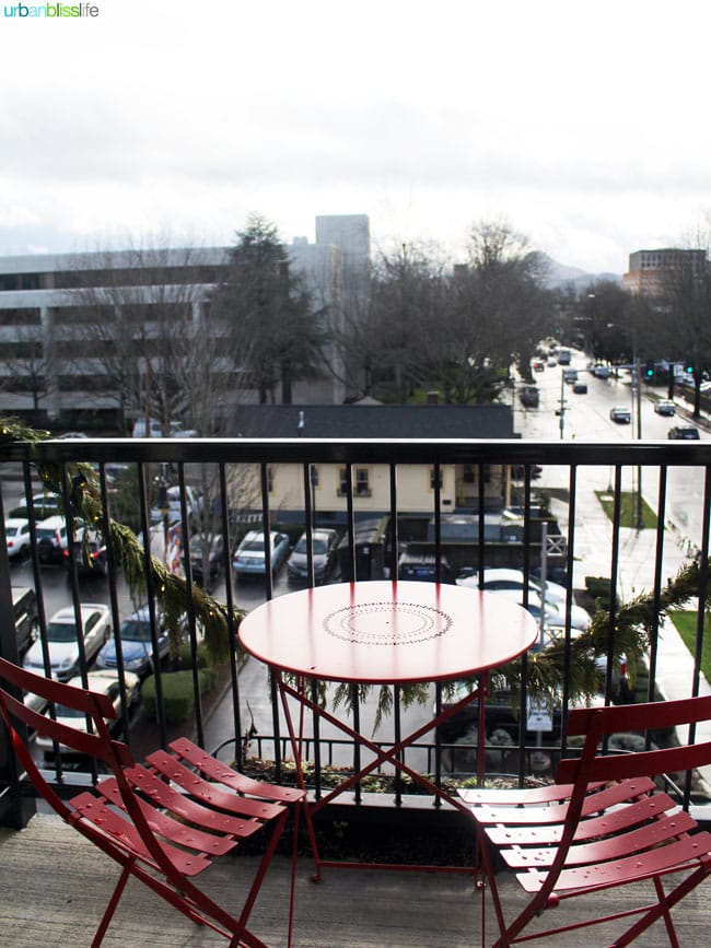 Inn at 5th hotel in Eugene, Oregon - balcony