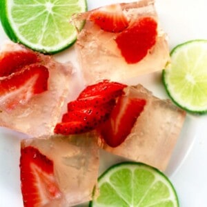 Rosé Strawberry Lime Jello Shots recipe on UrbanBlissLife.com