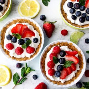 Easy Spring Mini Fruit Tarts recipe on UrbanBlissLife.com