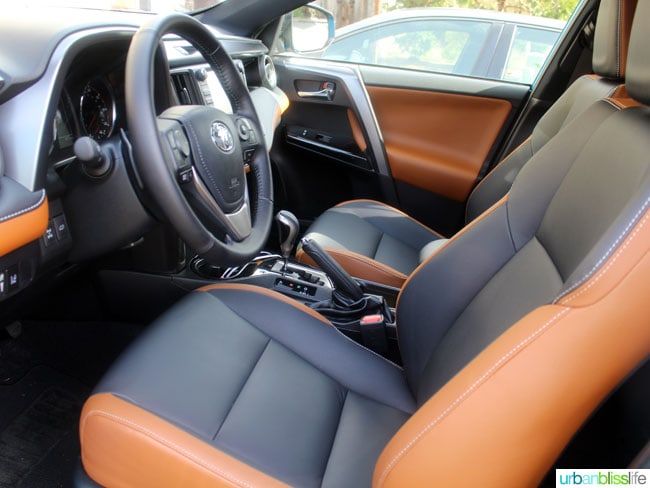 2016 Toyota Rav4 interior