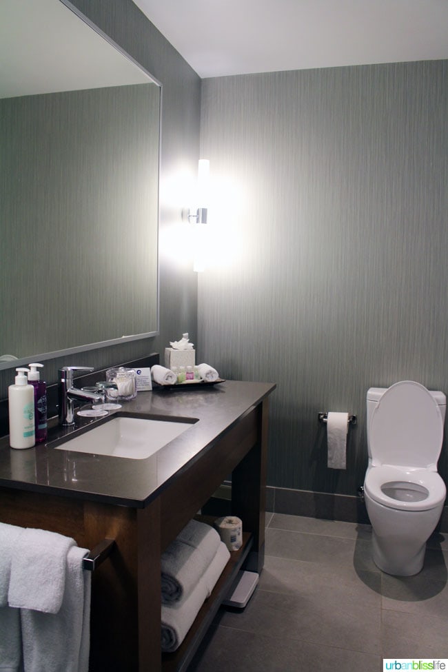 Coast Coal Harbour Hotel guest room bathroom