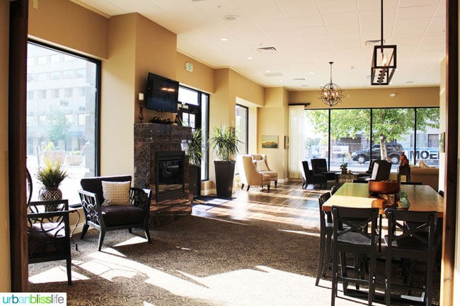 Lobby of Hotel Maison in Yakima