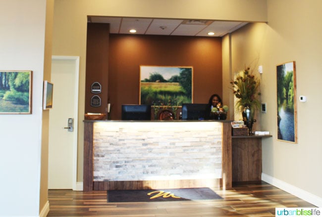 Lobby Hotel Maison in Yakima