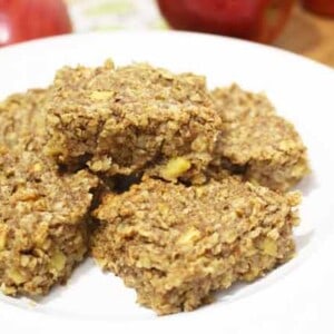 Chewy Apple Granola Bars recipe on http://28toppicks.com