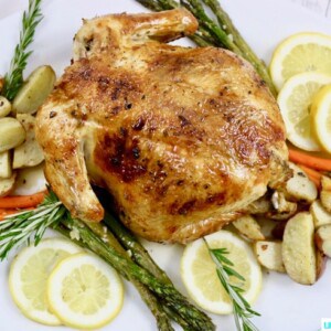 Easy Lemon Herb Roast Chicken with roasted vegetables, recipe on UrbanBlissLife.com