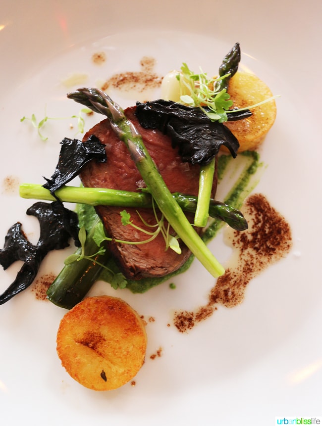 strip loin at salishan restaurant samphire