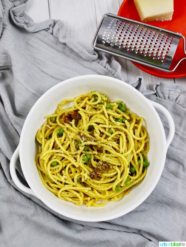 Turmeric Pasta on UrbanBlissLife.com