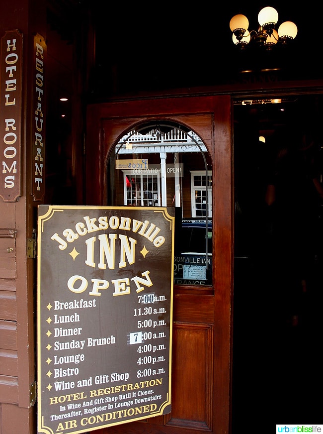  Jacksonville Inn - Jacksonville, Oregon