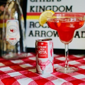Strawberry Lemonade Margaritas - Tips for Making Your Homegating Party a Touchdown! Ideas and Recipes on UrbanBlissLife.com