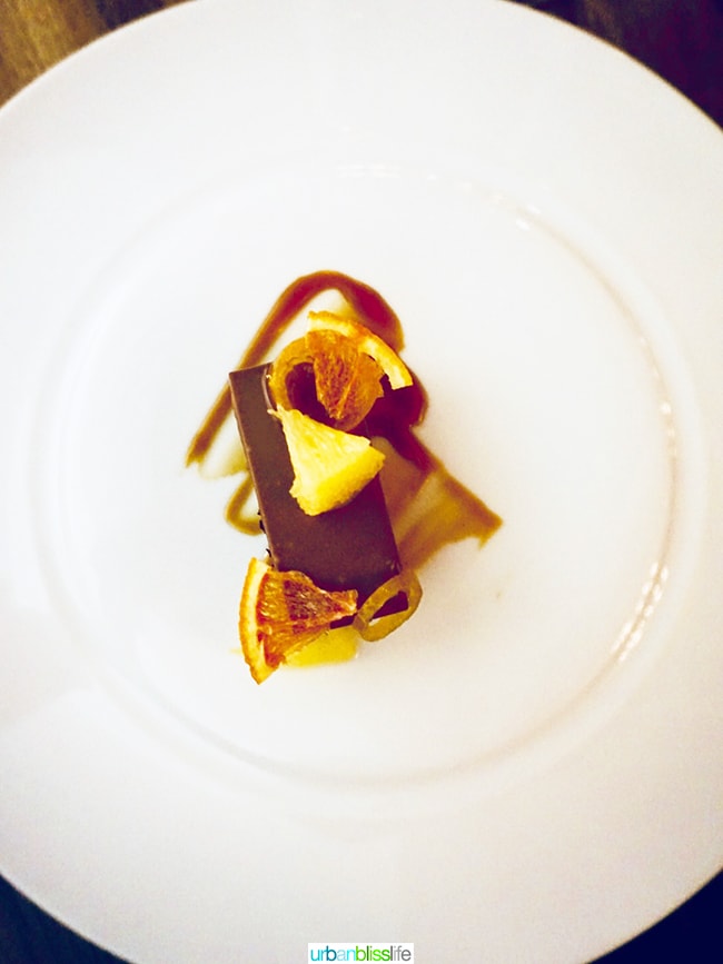 Roe restaurant dessert