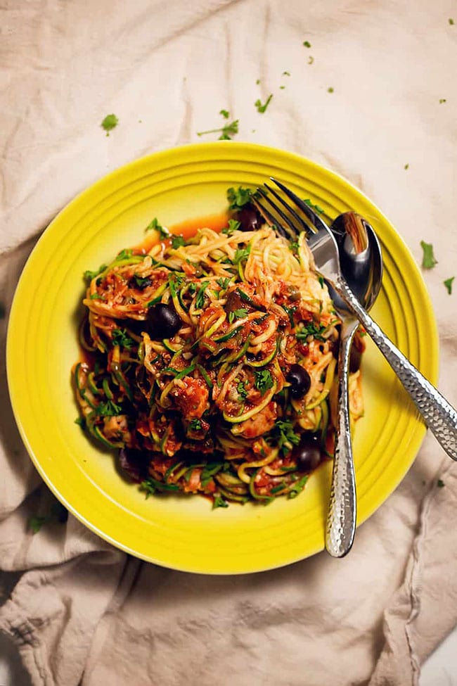 zucchini pasta puttanesca