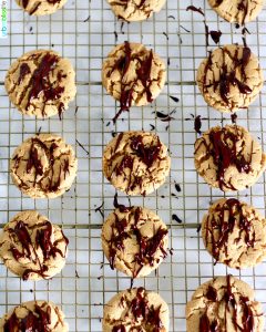 Easy Peanut Butter Cookies with Chocolate Drizzle