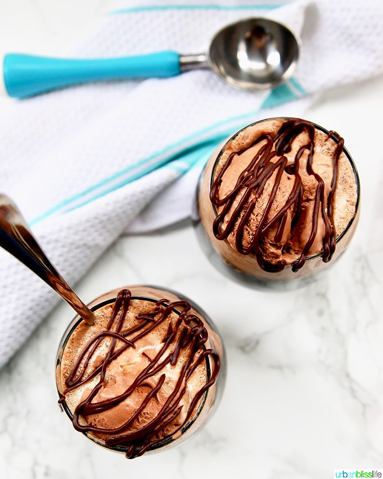 Dairy Free ice cream recipe: Boozy Chocolate Peanut Butter Floats two with ice cream scoop