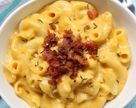 Dairy-Free-Mac-and-Cheese-close up with fork