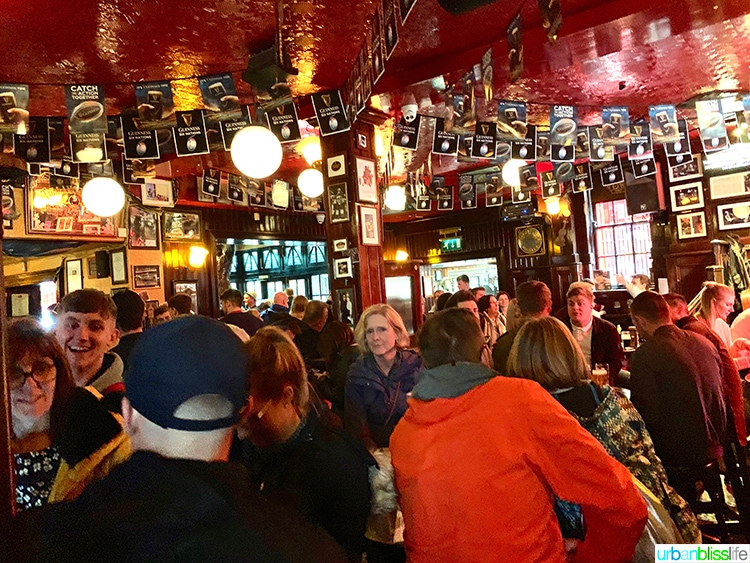 Crowd at Temple Bar