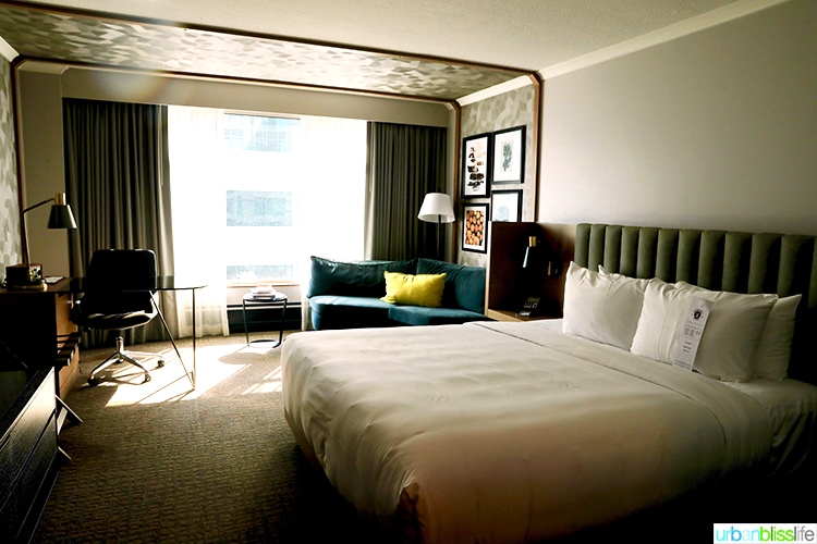 king bedroom bed at duniway hotel portland