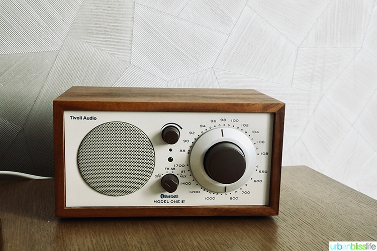 old time radio at duniway hotel portland