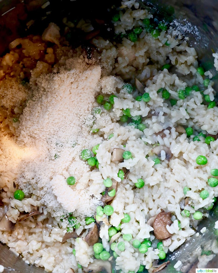 rice and mushrooms in instant pot