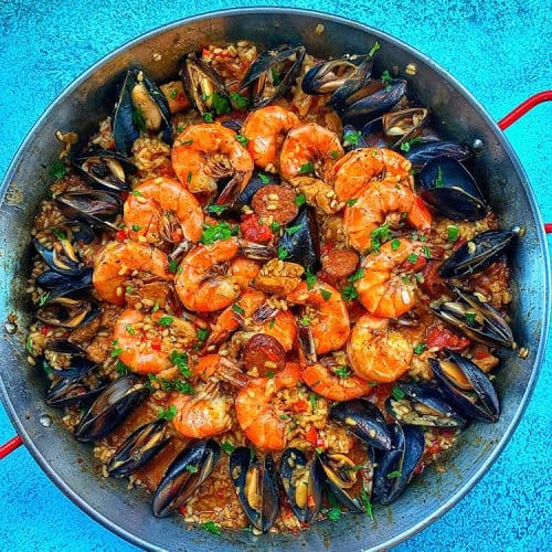 Seafood paella