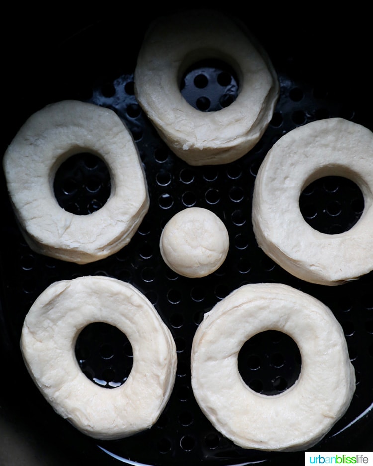 donut shapes in air fryer basket
