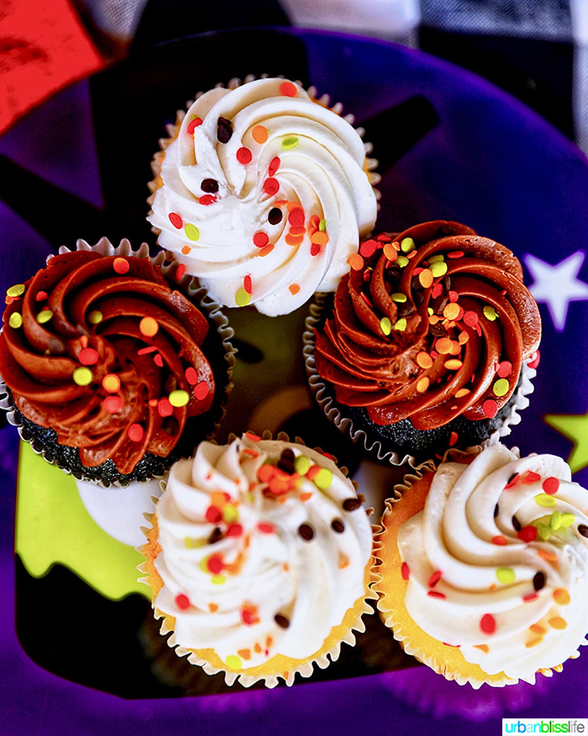 Halloween-themed cupcakes