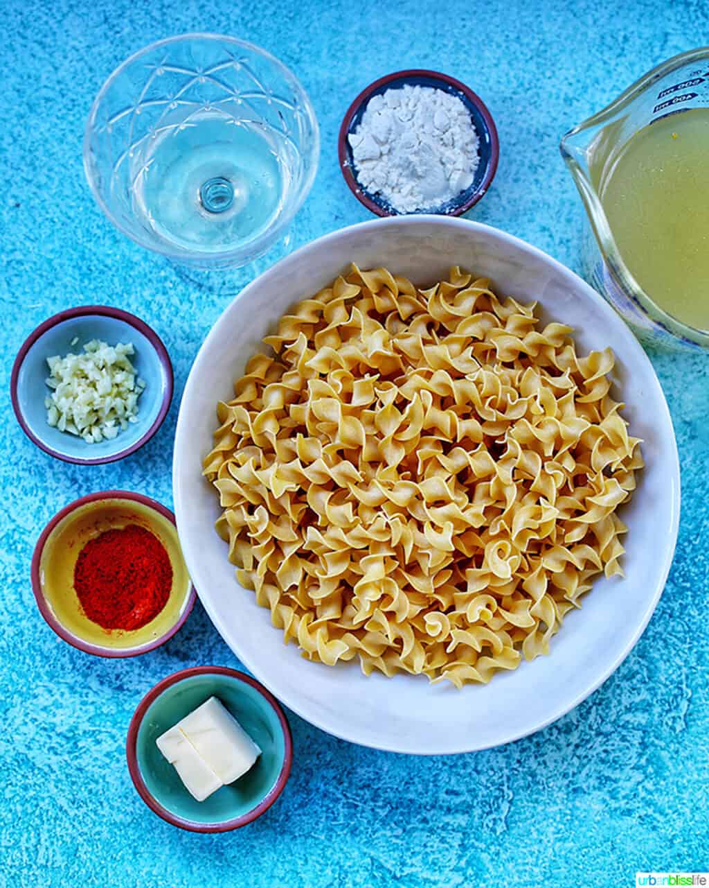 ingredients for paprika pasta