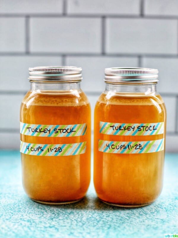 two mason jars full of Homemade Turkey Stock