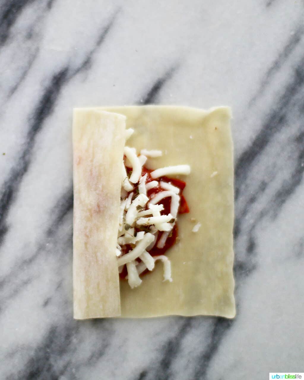 folding air fryer pizza rolls