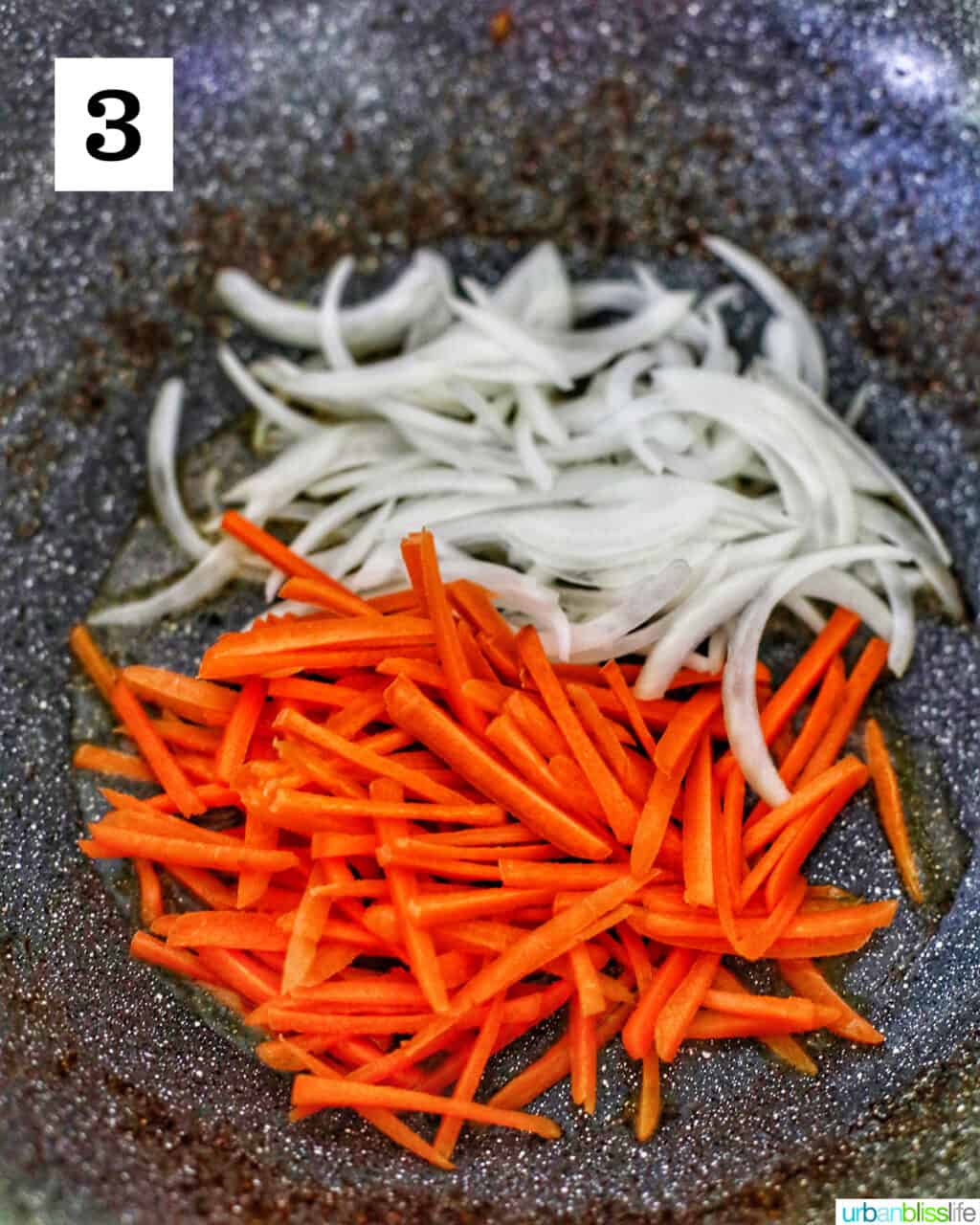 cooking vegetables for chicken yakisoba