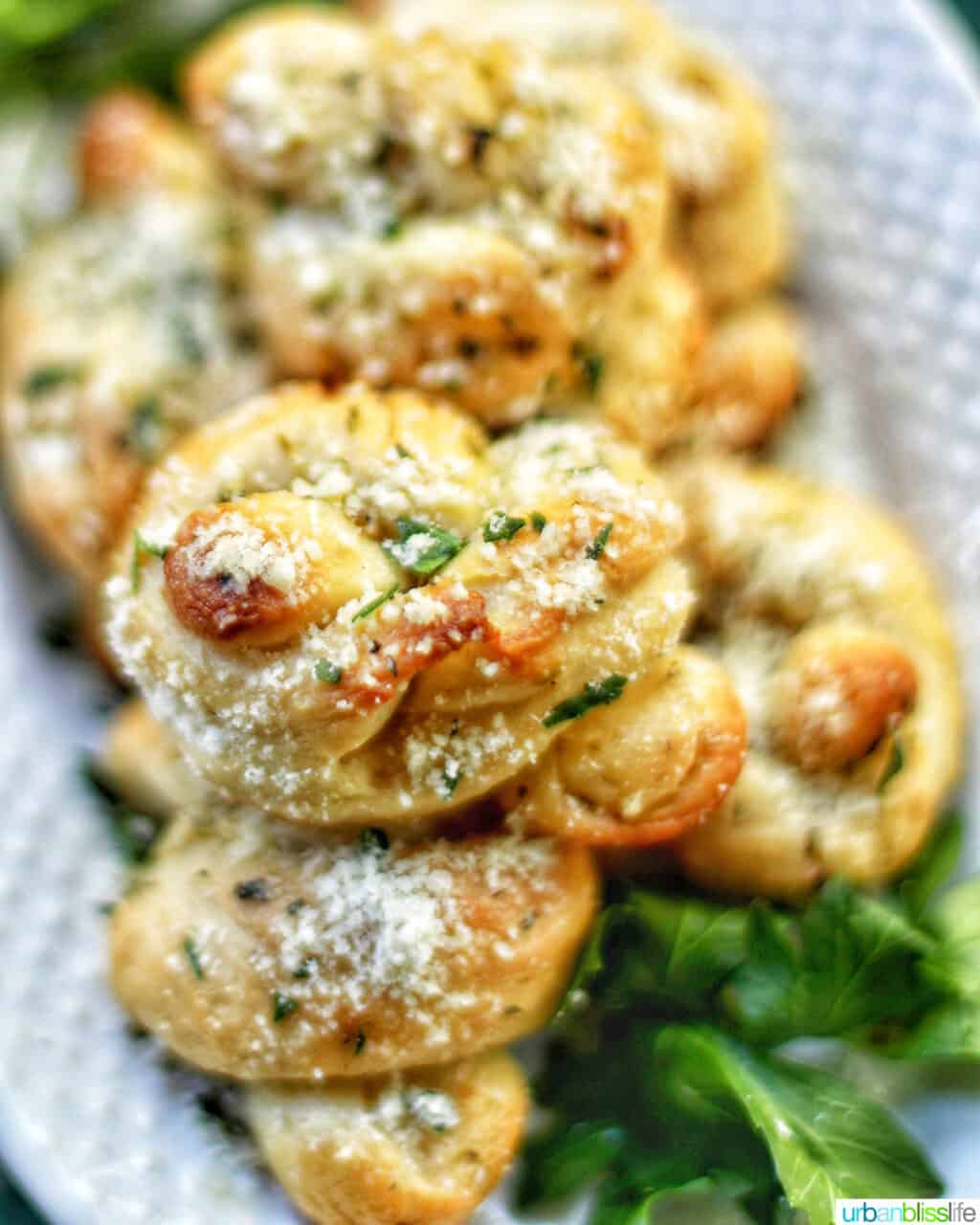 garlic knots closeup