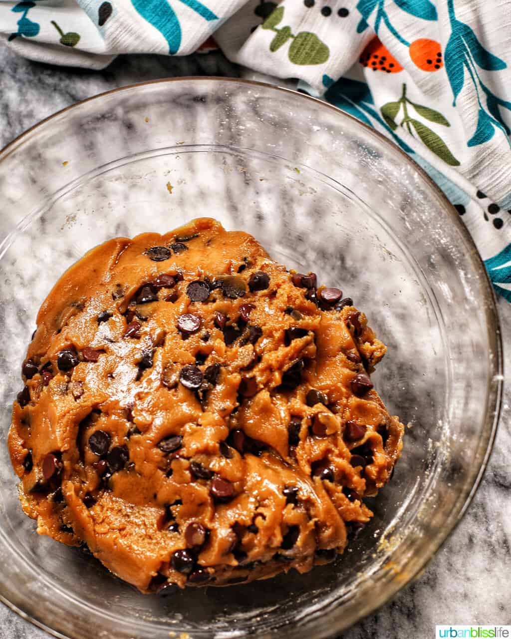 chocolate chip espresso cookies batter