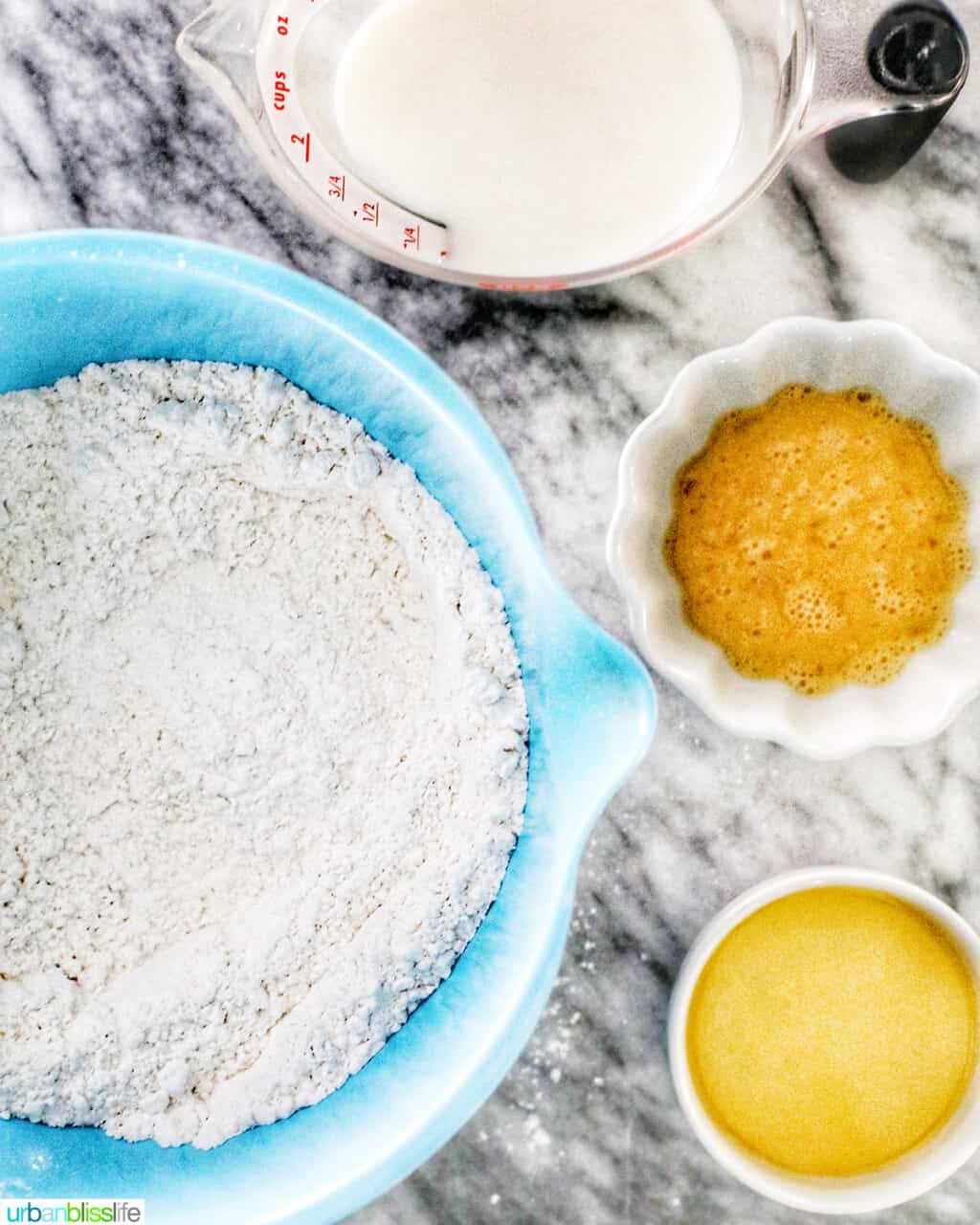 dry and wet ingredient for pandesal