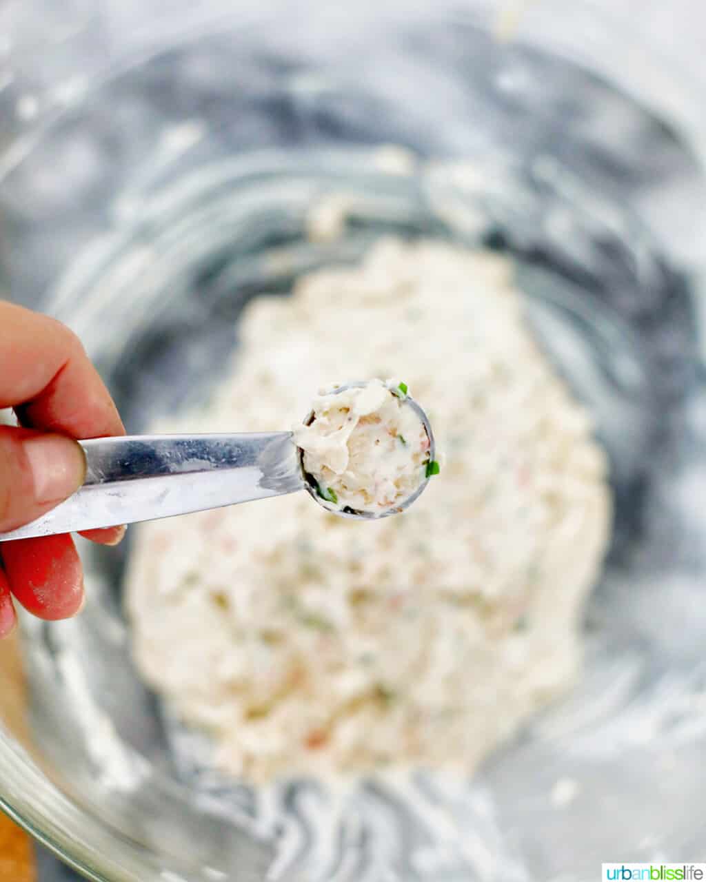 scoop of cream cheese filling for air fryer crab rangoon