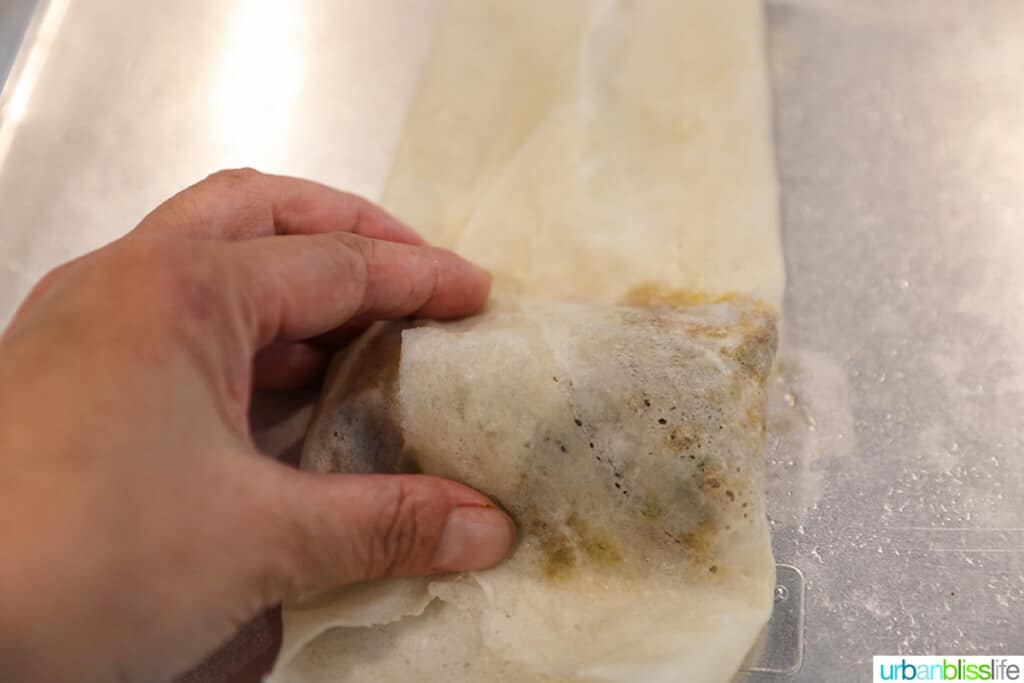 rolling lumpia