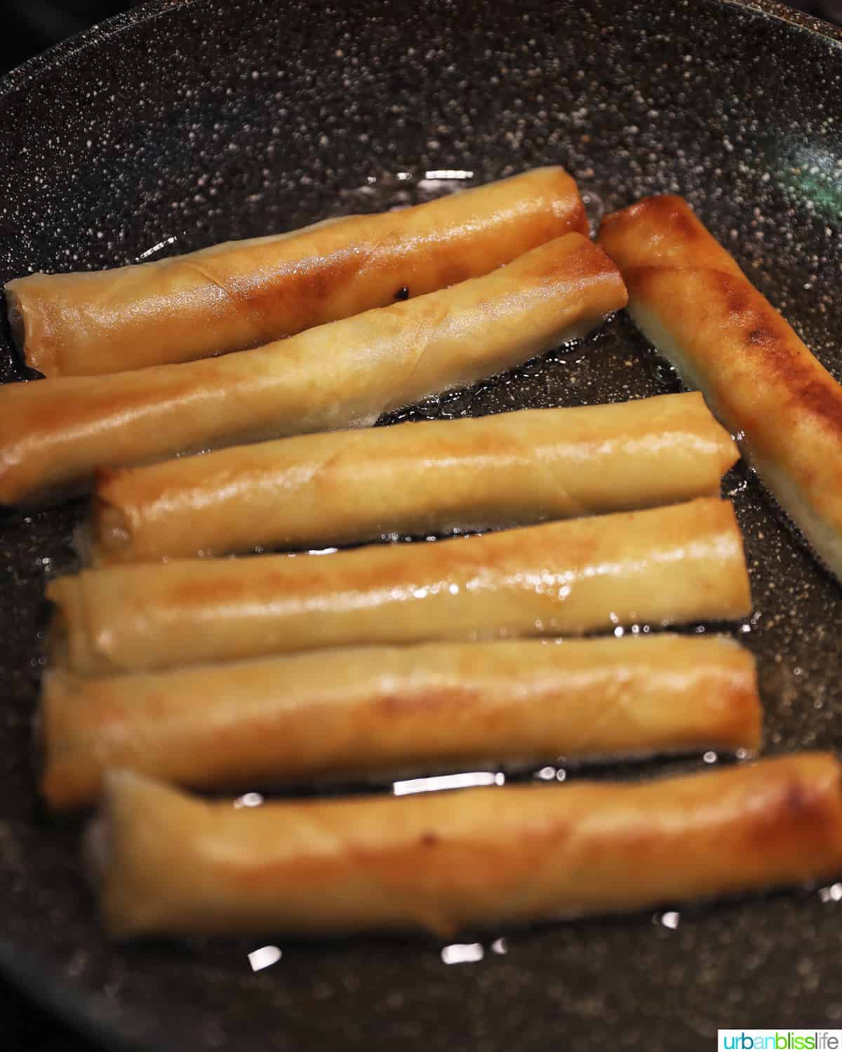 frying lumpia