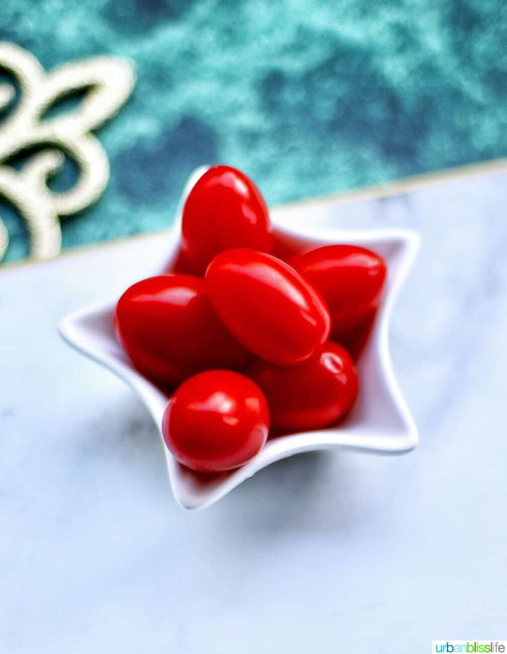 tomatoes in a star bowl