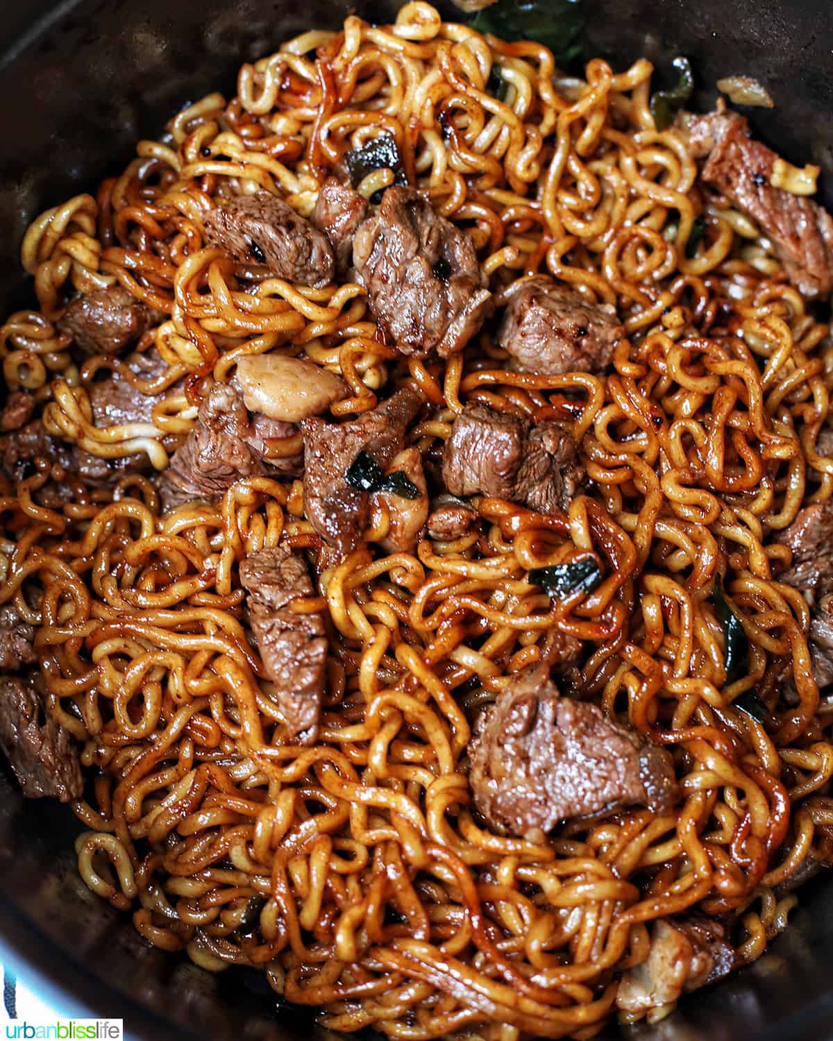 cooked Jjapaguri noodies (ram-don recipe)