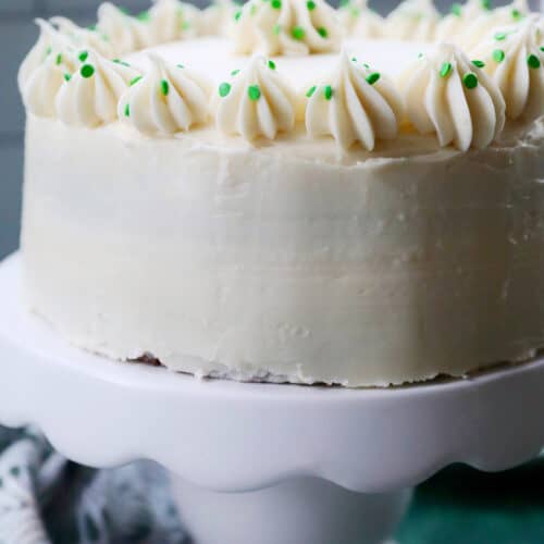 green velvet cake with cream cheese frosting