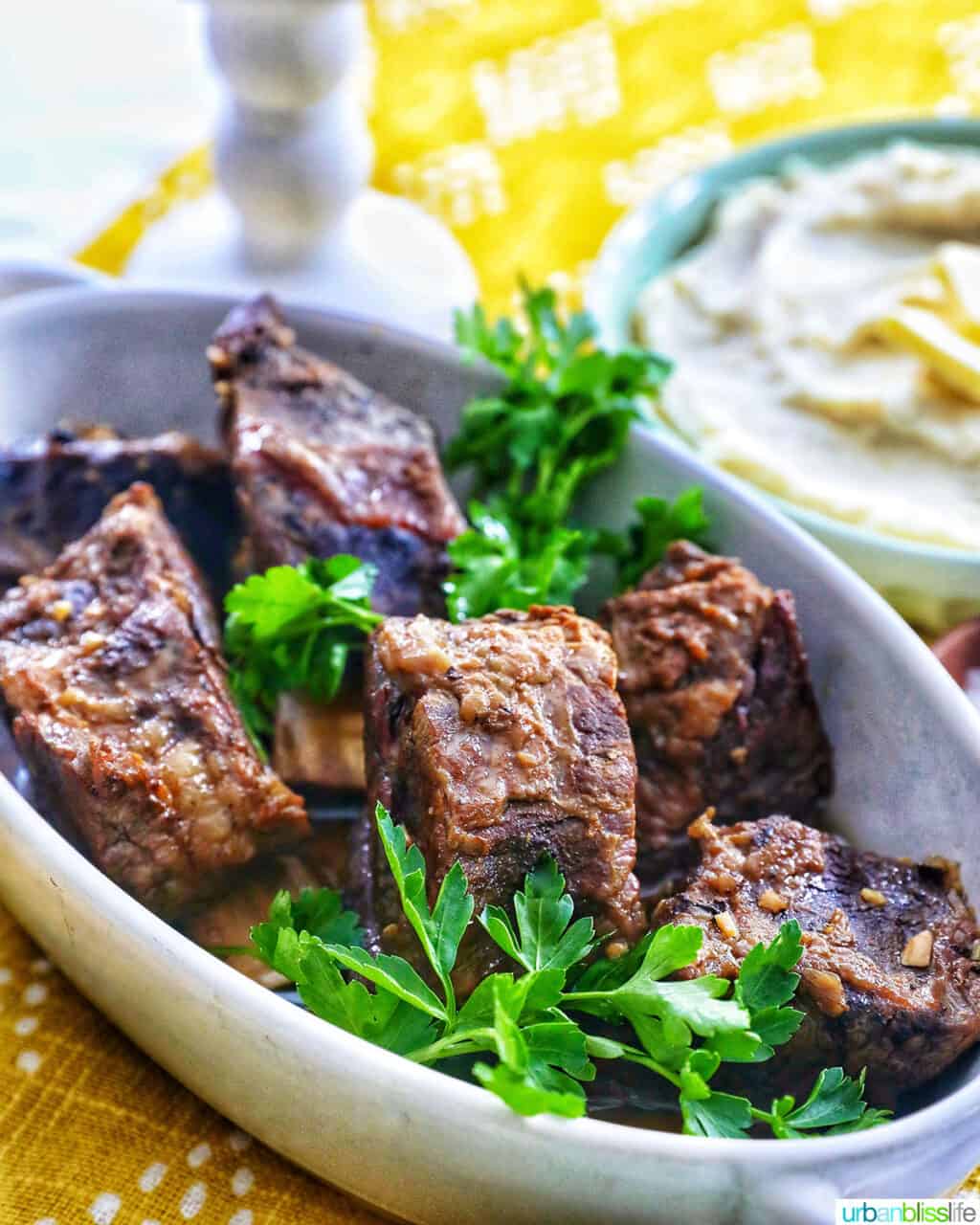 slow cooker filipino short ribs adobo with mashed potatoes