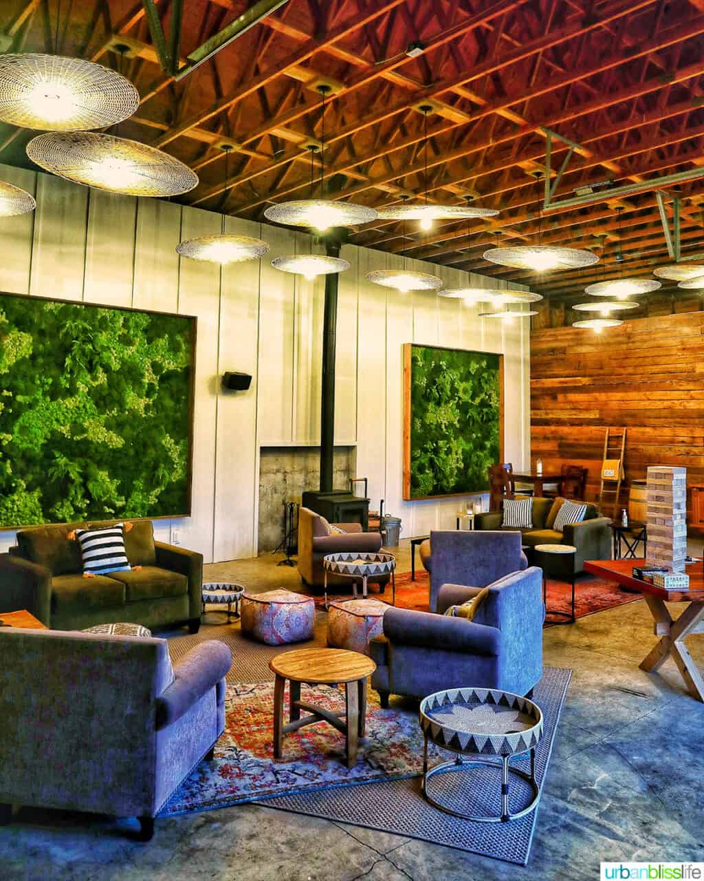 clubhouse interior at The Setting Inn Willamette Valley