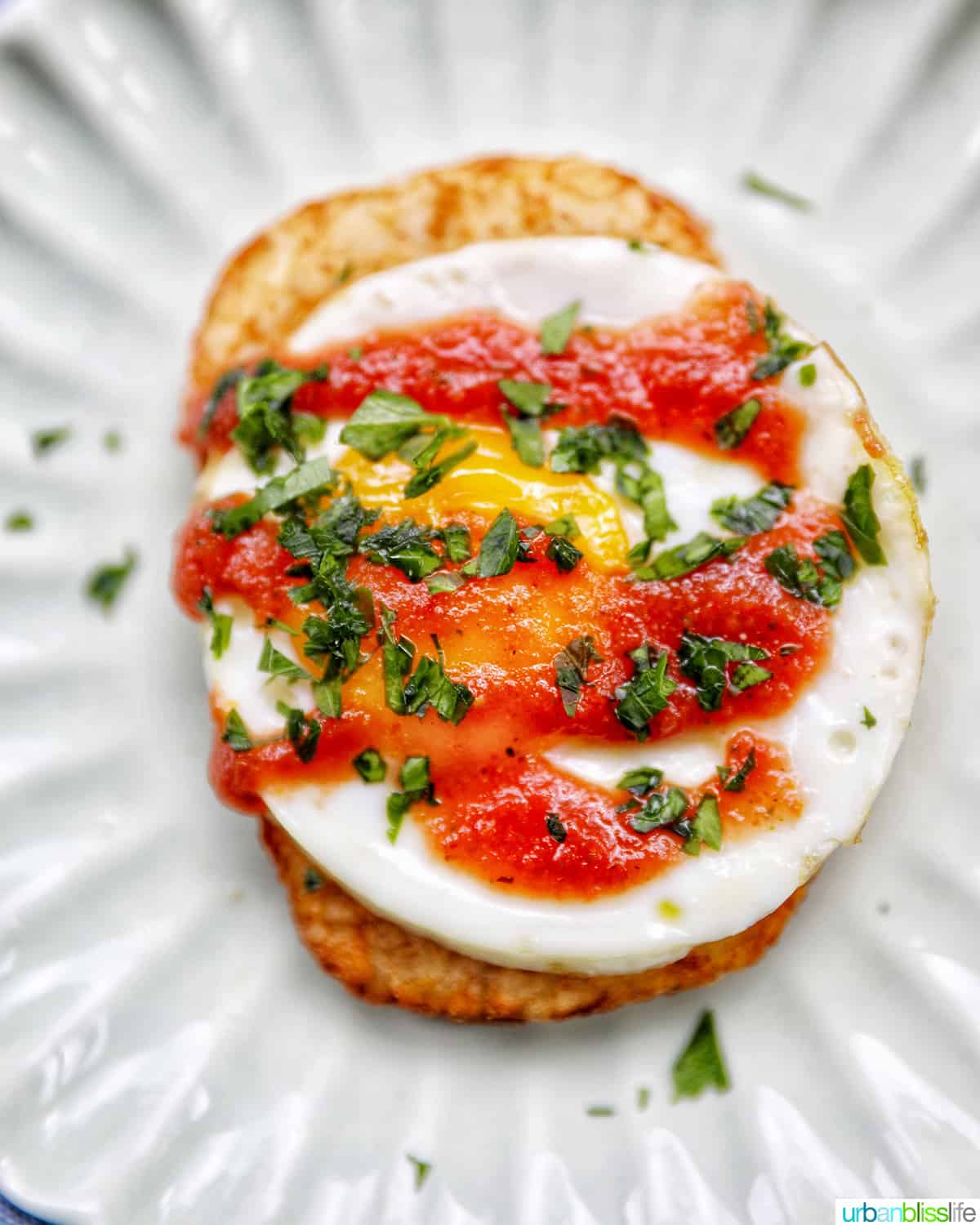 air fryer hash brown patties with eggs and salsa