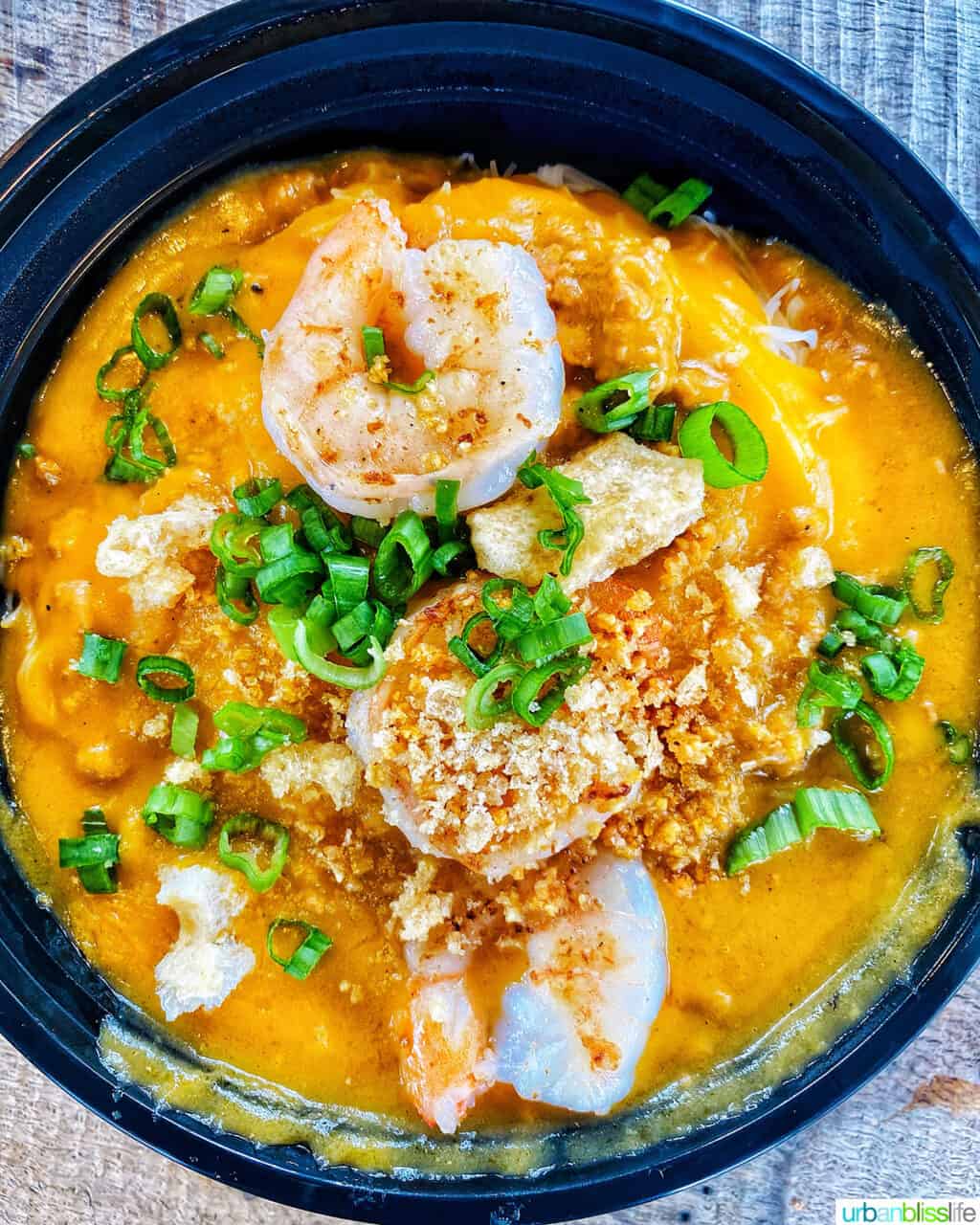 palabok at Baon Kainan Filipino food truck