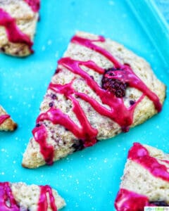 blackberry scones with blackberry glaze