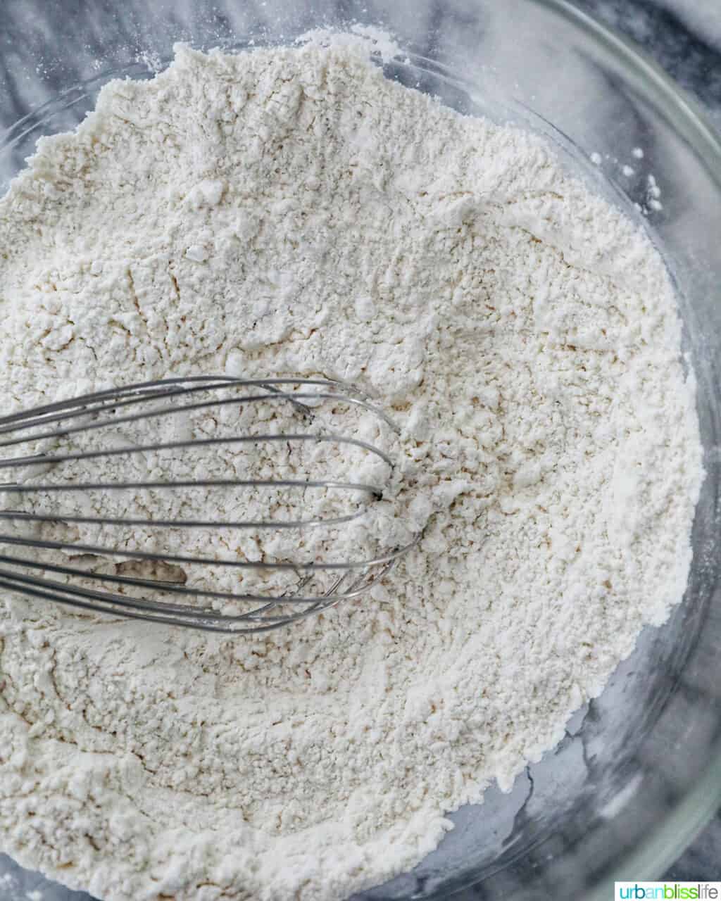 dry ingredients for cookies