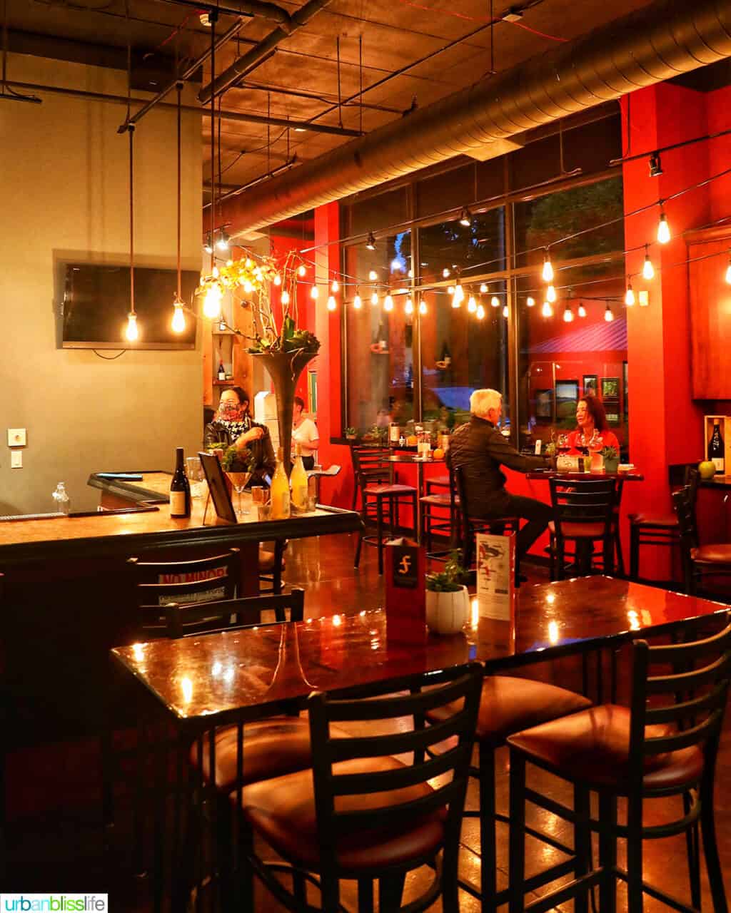inside Fullerton Wine Bar