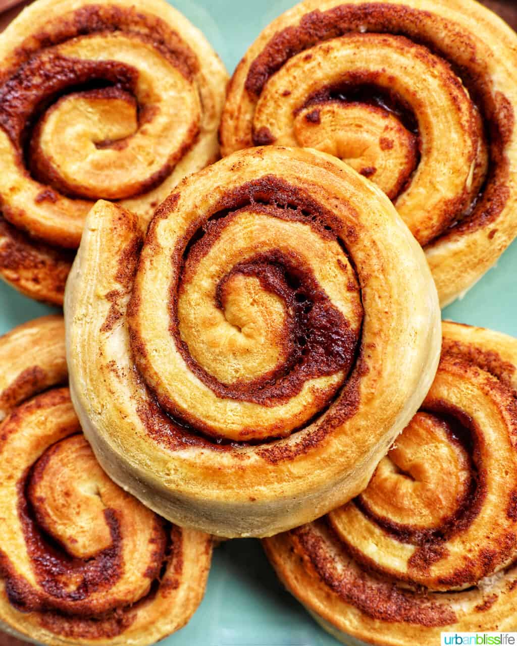 uniced air fryer cinnamon rolls