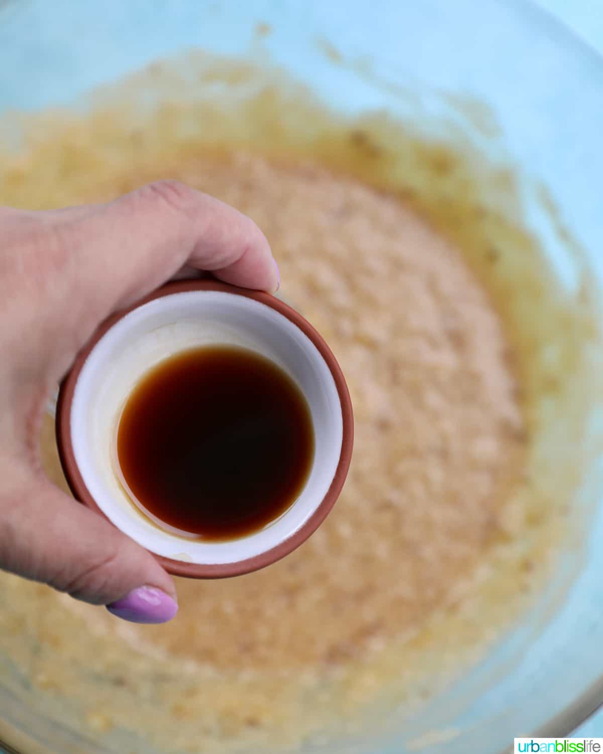adding vanilla to cookie batter